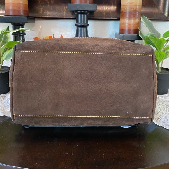 Dooney & Bourke Vintage Classic Black and Brown Suede Leather Tote Bag, Med - Picture 13 of 16
